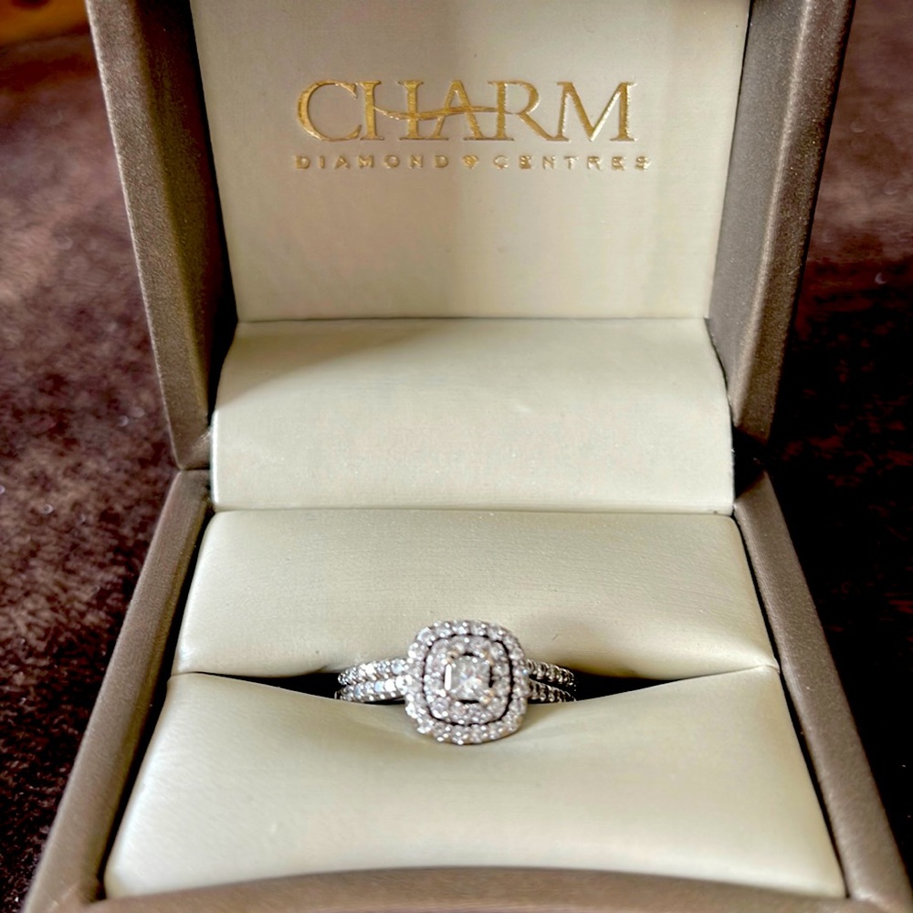 14K White Gold Engagement Ring